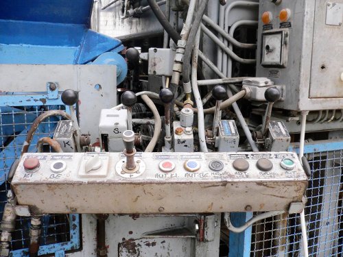 egg layer zenith 938